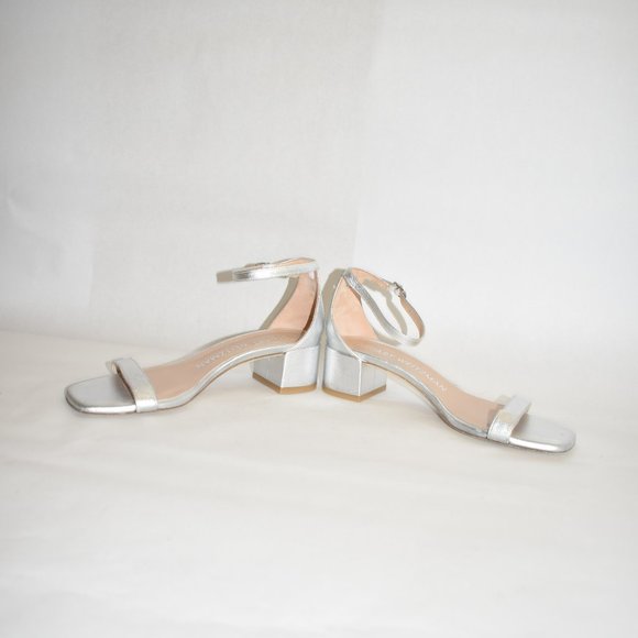 $530 STUART WEITZMAN Nudistcurve Metallic Ankle-Strap Sandals SILVER 8 (D23) - Picture 5 of 8